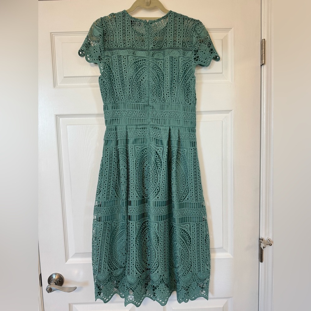 EUC WHBM Lace Dress - Picture 6 of 7